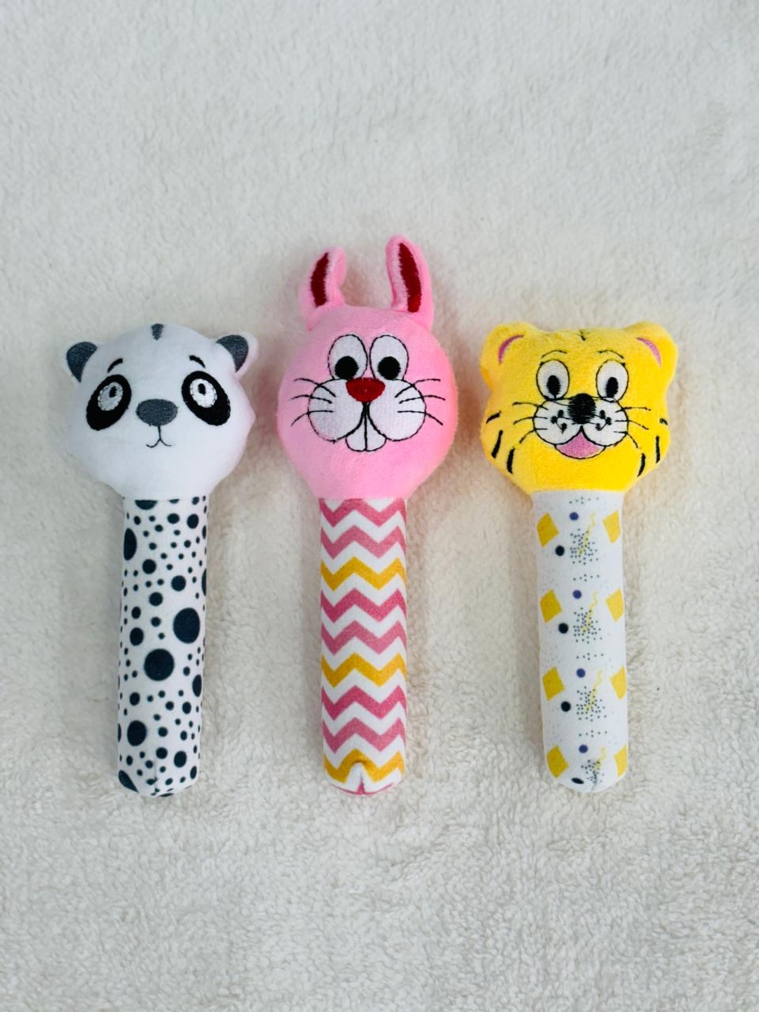 Squeeze Handle for Squeaky Sound Face Rattle Soft Toys for Babies Girls & Boys