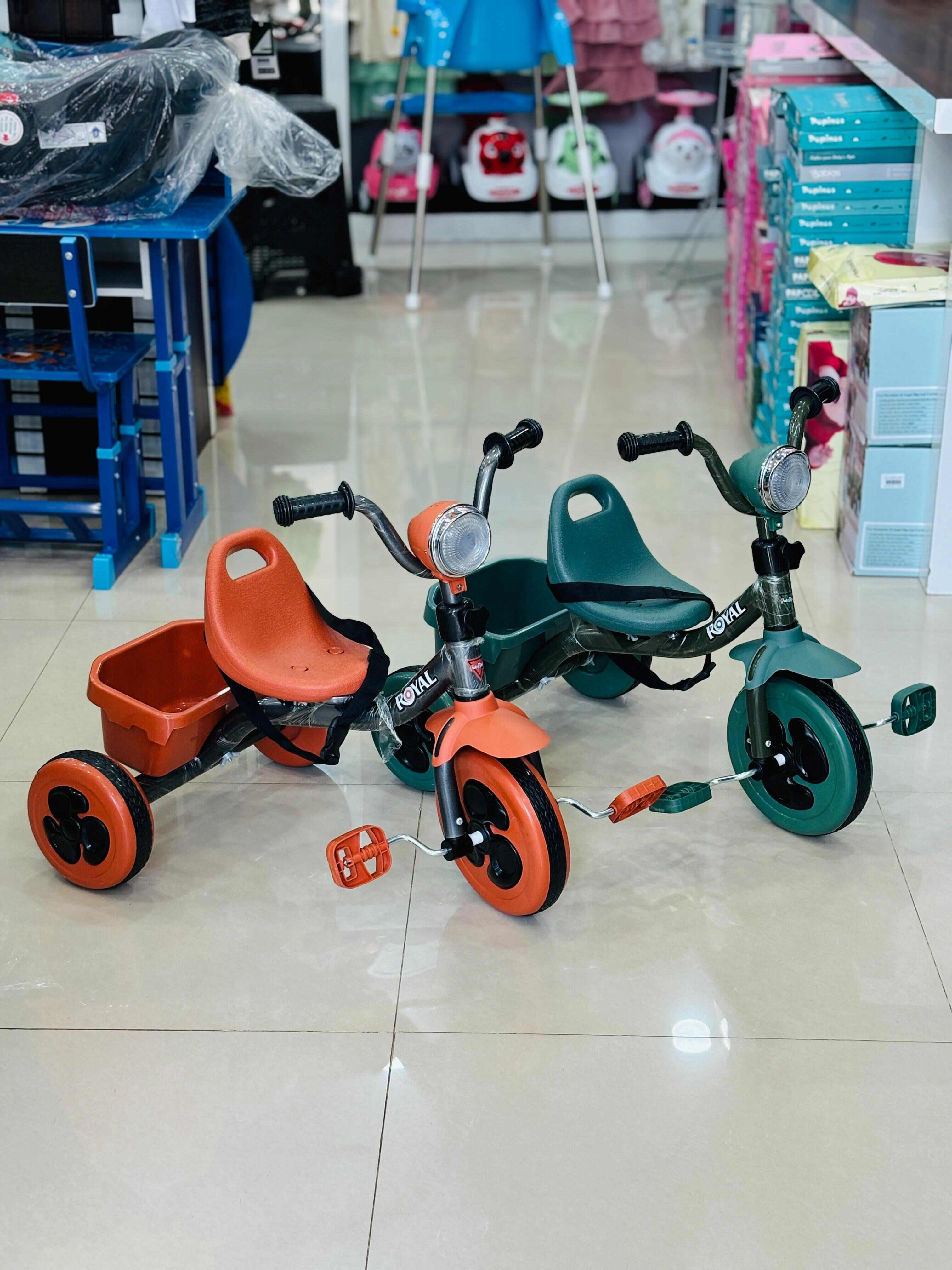 Fun Ride Royal Kids Tricycle - Front Headlight, Musical - 1 Year to 5 Years-Made in India Tricycle  (Brown)